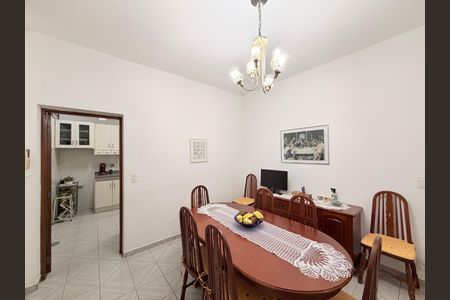 Casa à venda com 237m², 3 quartos e 4 vagasCopa