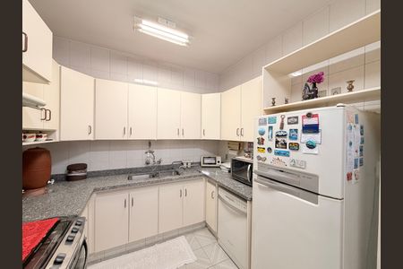 Casa à venda com 237m², 3 quartos e 4 vagasCozinha