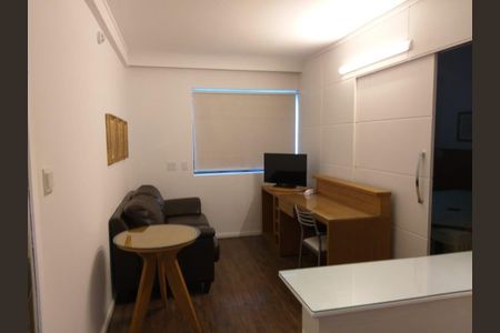 Sala de apartamento à venda com 1 quarto, 48m² em Indianópolis, São Paulo
