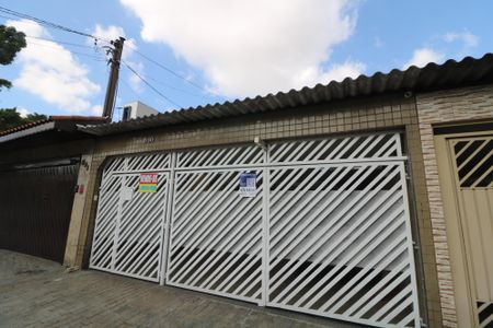 Casa à venda com 190m², 3 quartos e 3 vagasFachada