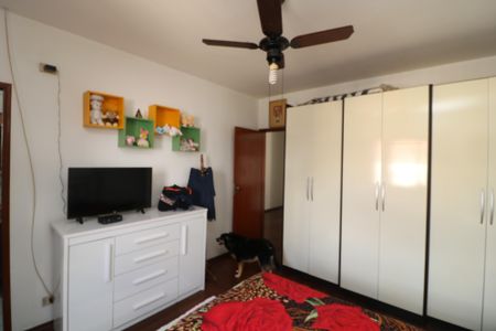 Casa à venda com 190m², 3 quartos e 3 vagasSuite