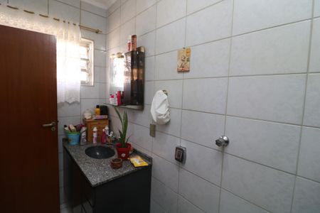 Casa à venda com 190m², 3 quartos e 3 vagasBanheiro da Suíte