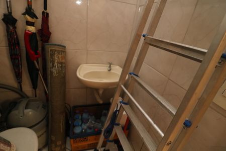 Casa à venda com 190m², 3 quartos e 3 vagasBanheiro de serviço