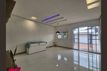 Casa de condomínio à venda com 160m², 3 quartos e 1 vaga