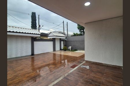 Casa de condomínio à venda com 160m², 3 quartos e 1 vaga