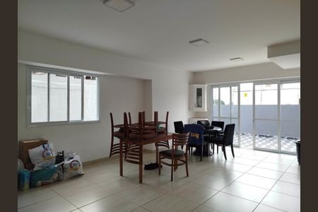 Apartamento para alugar com 39m², 1 quarto e 1 vagaSalão de festas com churrasqueira