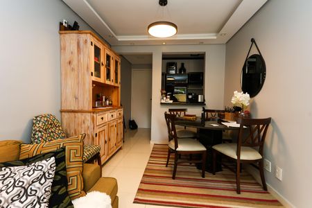 Apartamento à venda com 47m², 2 quartos e 1 vaga Apartamento à venda com 47m², 2 quartos e 1 vagaSala