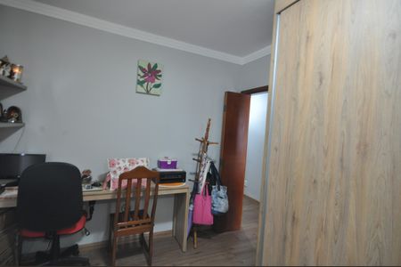 Apartamento à venda com 103m², 3 quartos e 1 vagaQuarto 2