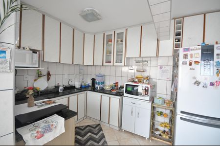 Apartamento à venda com 103m², 3 quartos e 1 vagaCozinha