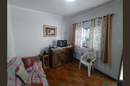 Casa à venda com 3 quartos, 126m² em Vila Ema, São Paulo