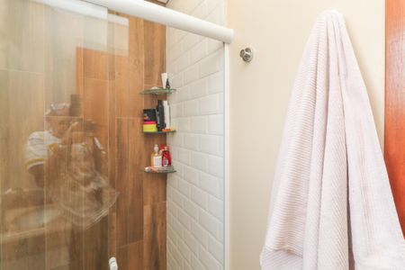 Casa à venda com 61m², 2 quartos e 2 vagasBanheiro da Suíte 1