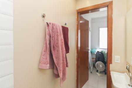 Casa à venda com 61m², 2 quartos e 2 vagasBanheiro da Suíte 2