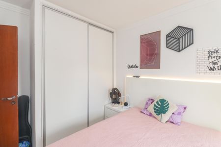 Casa à venda com 61m², 2 quartos e 2 vagasSuíte 1