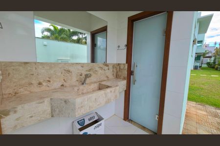 Casa de condomínio para alugar com 540m², 5 quartos e 4 vagas