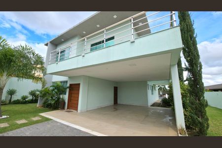 Casa de condomínio para alugar com 540m², 5 quartos e 4 vagas