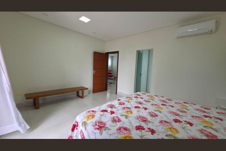 Casa de condomínio para alugar com 540m², 5 quartos e 4 vagas