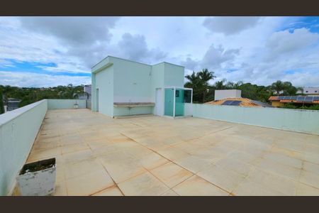 Casa de condomínio para alugar com 540m², 5 quartos e 4 vagas