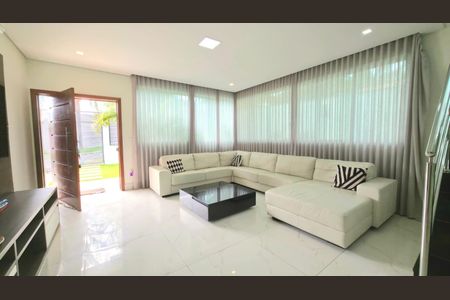 Casa de condomínio para alugar com 540m², 5 quartos e 4 vagas