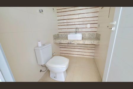 Casa de condomínio para alugar com 540m², 5 quartos e 4 vagas