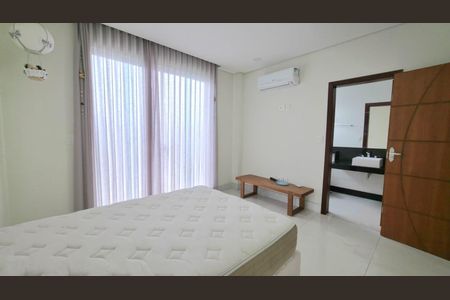 Casa de condomínio para alugar com 540m², 5 quartos e 4 vagas