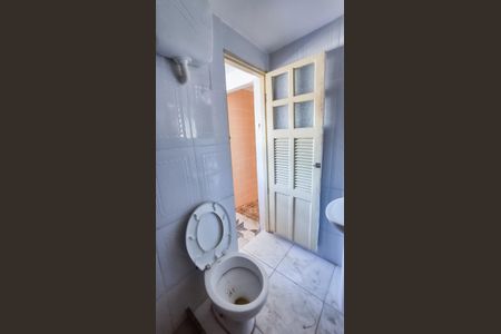 Casa para alugar com 50m², 2 quartos e sem vagaBanheiro 