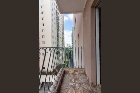 Sacada de apartamento para alugar com 2 quartos, 62m² em Umuarama, Osasco