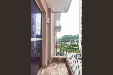 Sacada de apartamento para alugar com 2 quartos, 62m² em Umuarama, Osasco