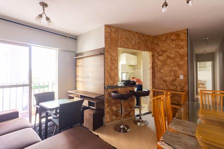 Sala  de apartamento para alugar com 2 quartos, 62m² em Umuarama, Osasco