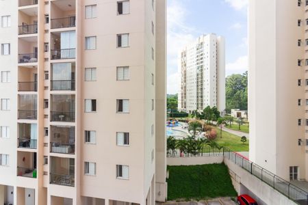 Vista  de apartamento para alugar com 2 quartos, 62m² em Umuarama, Osasco