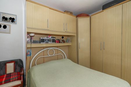 Apartamento à venda com 71m², 2 quartos e 1 vagaQuarto