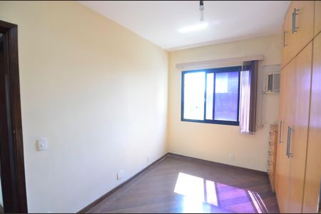 Apartamento à venda com 98m², 3 quartos e 1 vagaSuíte