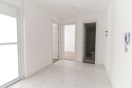 Sala/Cozinha de apartamento para alugar com 2 quartos, 35m² em Vila Brasil, São Paulo