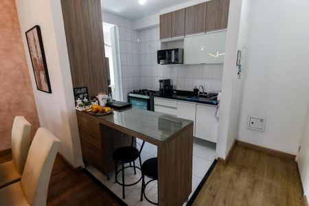 Apartamento à venda com 85m², 2 quartos e 2 vagas Apartamento à venda com 85m², 2 quartos e 2 vagasDetalhe da cozinha