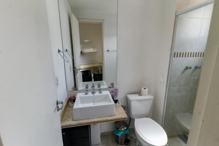 Apartamento à venda com 85m², 2 quartos e 2 vagas Apartamento à venda com 85m², 2 quartos e 2 vagasBanheiro da Suíte 1