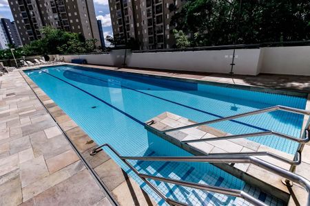 Apartamento à venda com 85m², 2 quartos e 2 vagas Apartamento à venda com 85m², 2 quartos e 2 vagasÁrea comum - Piscina