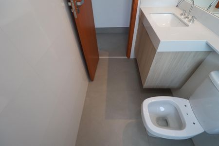 Apartamento para alugar com 80m², 2 quartos e sem vaga Apartamento para alugar com 80m², 2 quartos e sem vagaBanheiro suite 2