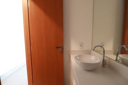 Apartamento para alugar com 80m², 2 quartos e sem vaga Apartamento para alugar com 80m², 2 quartos e sem vagaLavabo