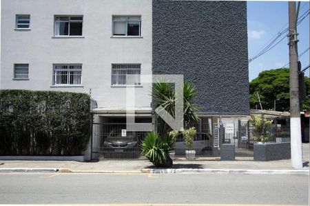 Apartamento para alugar com 70m², 2 quartos e 1 vaga Apartamento para alugar com 70m², 2 quartos e 1 vagaFachada