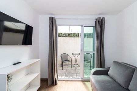 Apartamento para alugar com 70m², 2 quartos e 1 vaga Apartamento para alugar com 70m², 2 quartos e 1 vagaSala