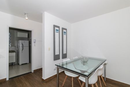Apartamento para alugar com 70m², 2 quartos e 1 vaga Apartamento para alugar com 70m², 2 quartos e 1 vagaSala de Jantar