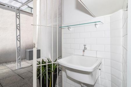 Apartamento para alugar com 70m², 2 quartos e 1 vaga Apartamento para alugar com 70m², 2 quartos e 1 vagaÁrea de Serviço