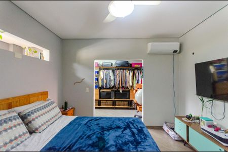Suíte 1 de casa à venda com 2 quartos, 150m² em Vila dos Remedios, São Paulo
