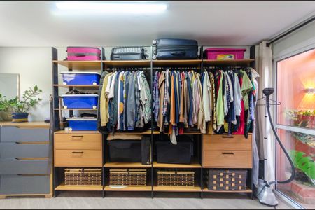 Casa à venda com 150m², 2 quartos e 1 vagaSuíte 1 - Closet
