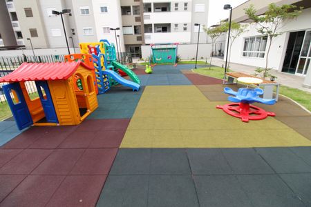 Apartamento para alugar com 55m², 2 quartos e 1 vagaÁrea comum - Playground