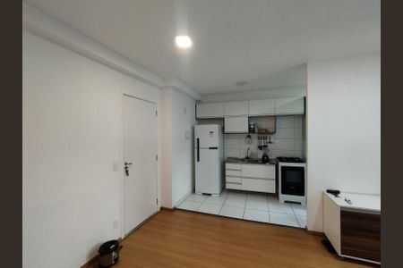 Apartamento para alugar com 41m², 2 quartos e 1 vaga Apartamento para alugar com 41m², 2 quartos e 1 vagaSala