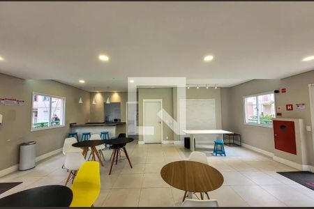 Apartamento para alugar com 41m², 2 quartos e 1 vaga Apartamento para alugar com 41m², 2 quartos e 1 vagaÁrea comum - Salão de festas