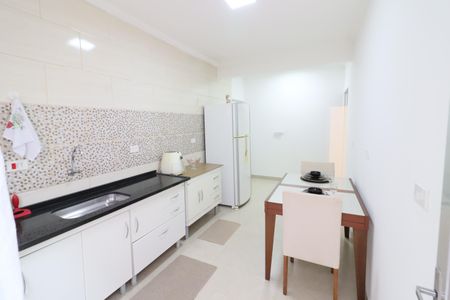 Casa à venda com 225m², 4 quartos e 2 vagasCozinha 2