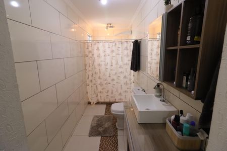 Casa à venda com 4 quartos, 225m² em Vila Yolanda, Osasco