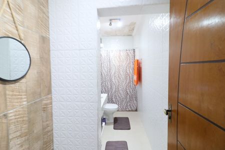 Casa à venda com 225m², 4 quartos e 2 vagasBanheiro 3