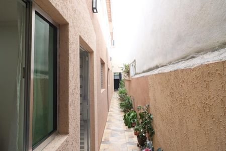 Casa à venda com 225m², 4 quartos e 2 vagasÁrea de Serviço 2